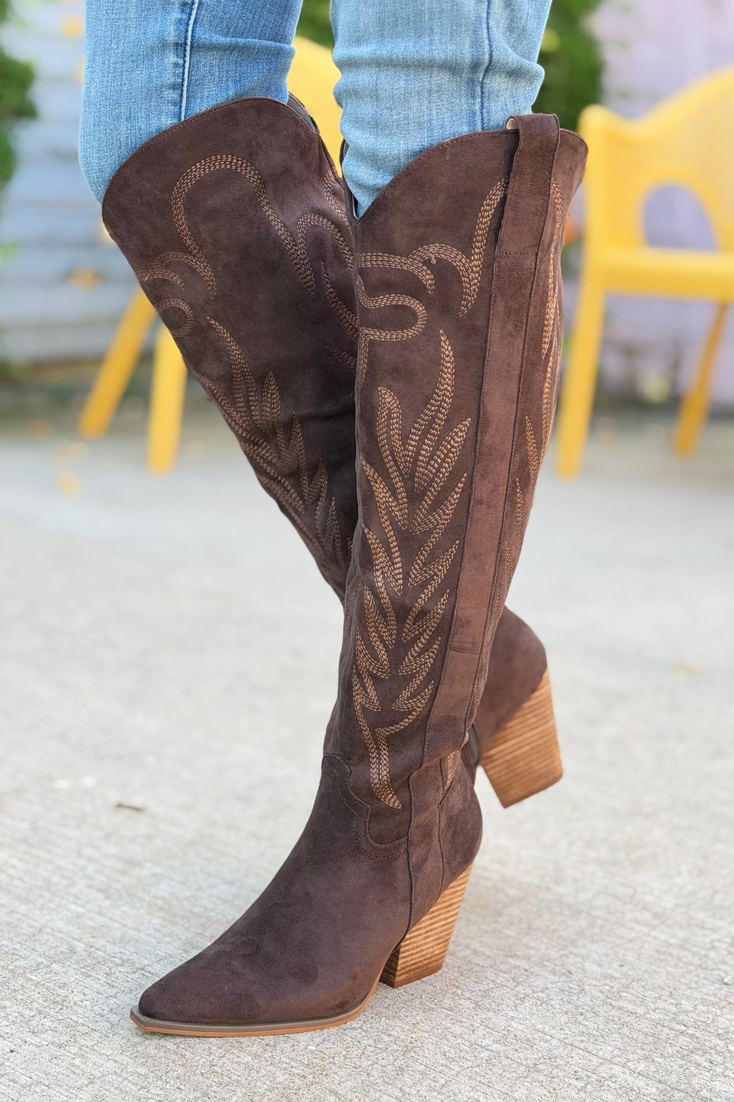 Bronco Knee High Western Boots - Coffee