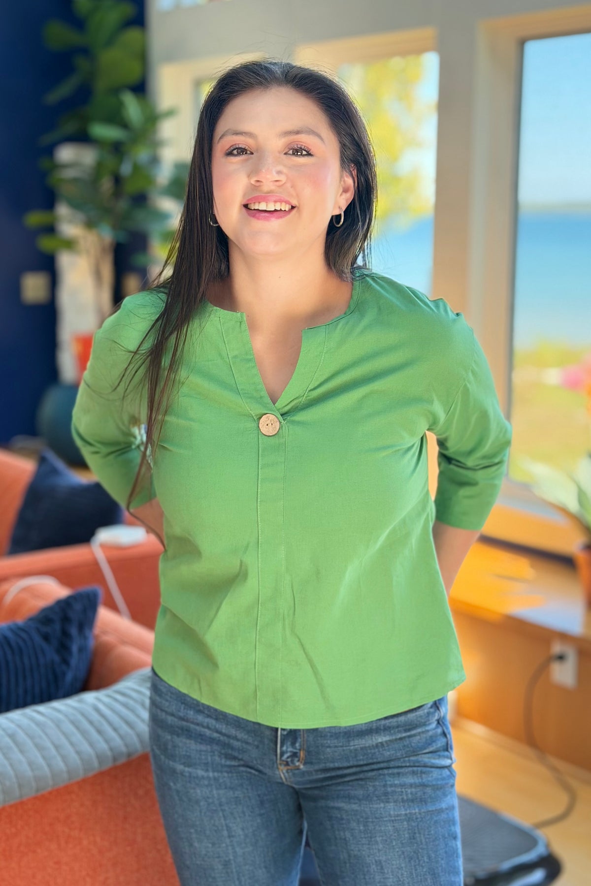 V-neck One Button Top - Green