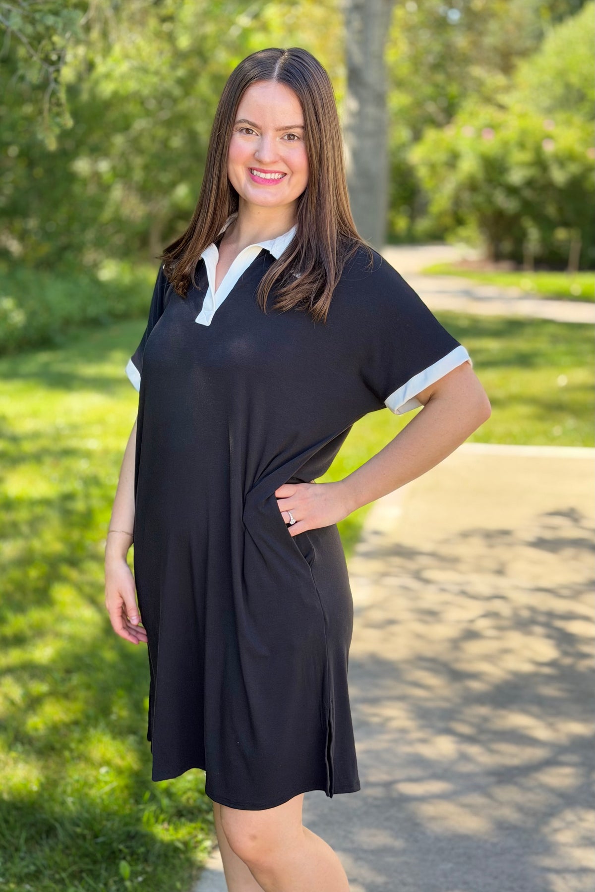 Relaxed Fit Collared Midi Dress - Black