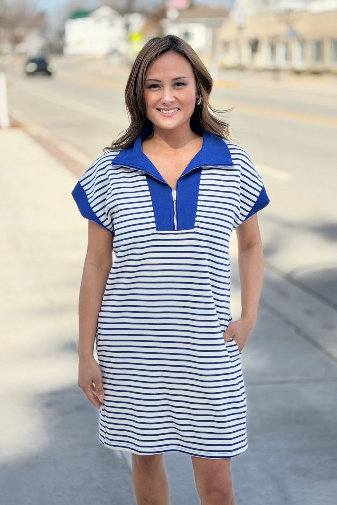 Half Zip Dress With Pockets - Blue