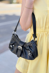 Grunge Buckle Baguette Shoulder Bag - Black