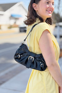 Grunge Buckle Baguette Shoulder Bag - Black