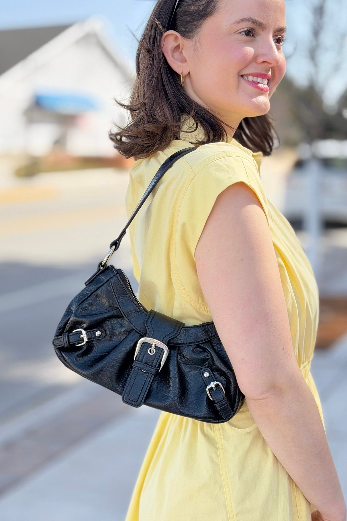 Grunge Buckle Baguette Shoulder Bag - Black