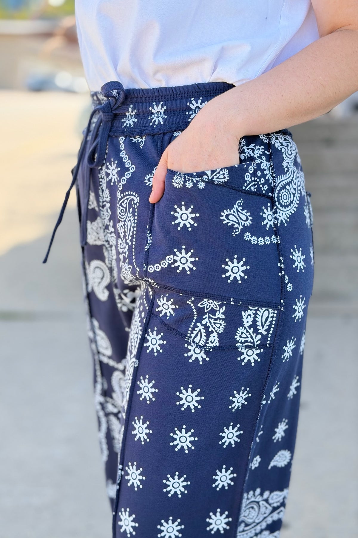 Barrel Fit Utility Pants - Navy Bandana