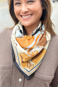 Magnetic Triangle Scarf - Orange