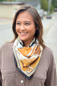 Magnetic Triangle Scarf - Orange