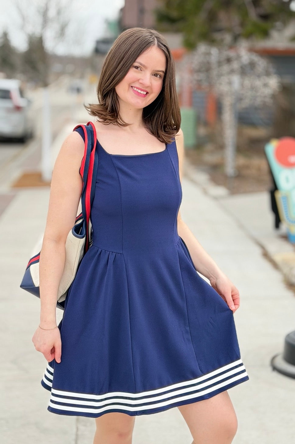 Square Neck Dress With Contrast - Navy