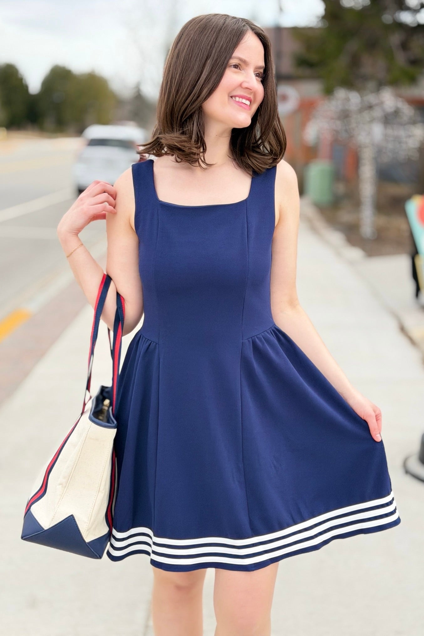Square Neck Dress With Contrast - Navy