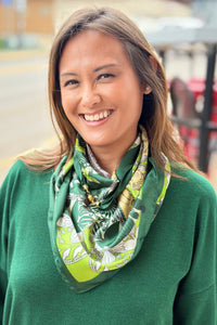 Magnetic Triangle Scarf - Green