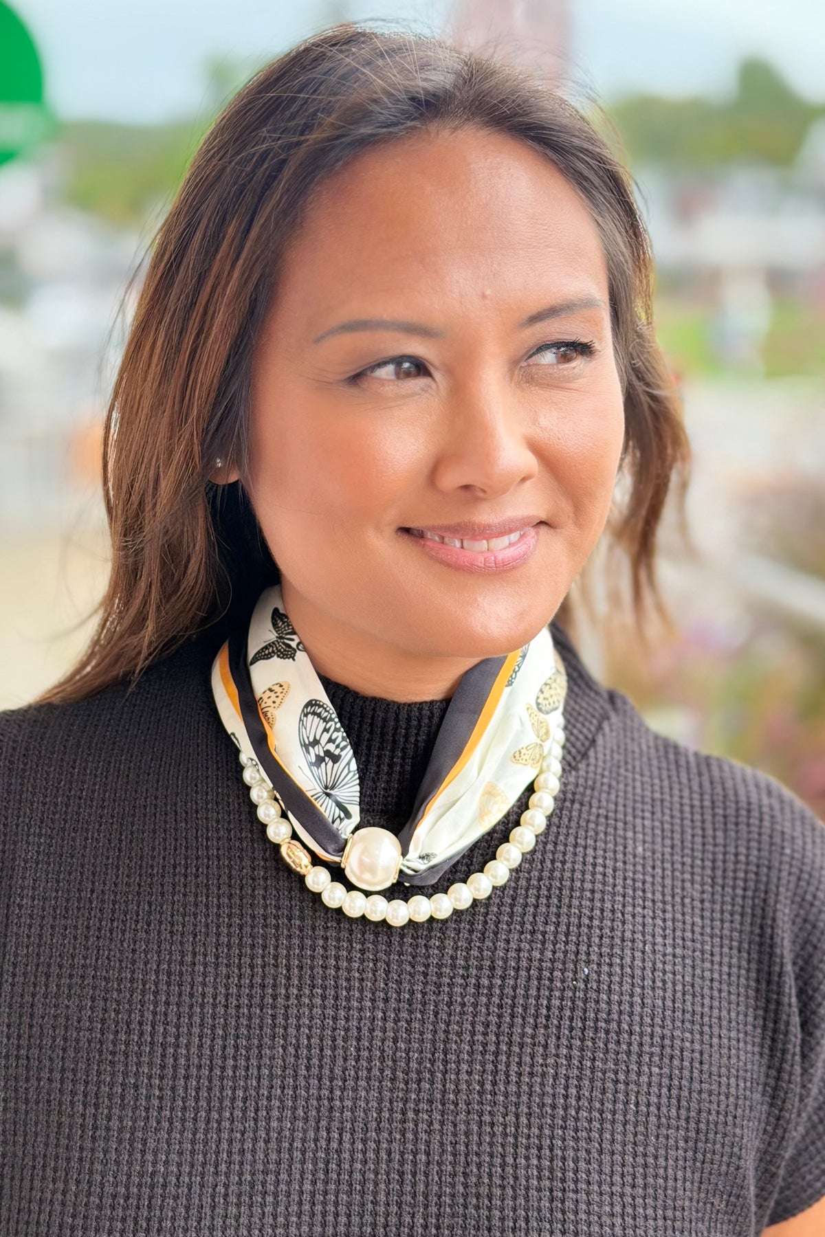 Scarf & Pearls Necklace - One