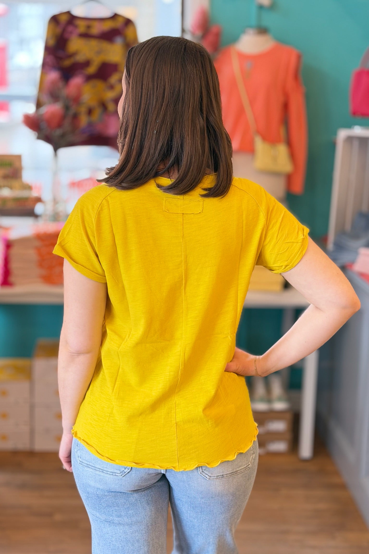 Gwen Cabbage Hem Tee - Golden
