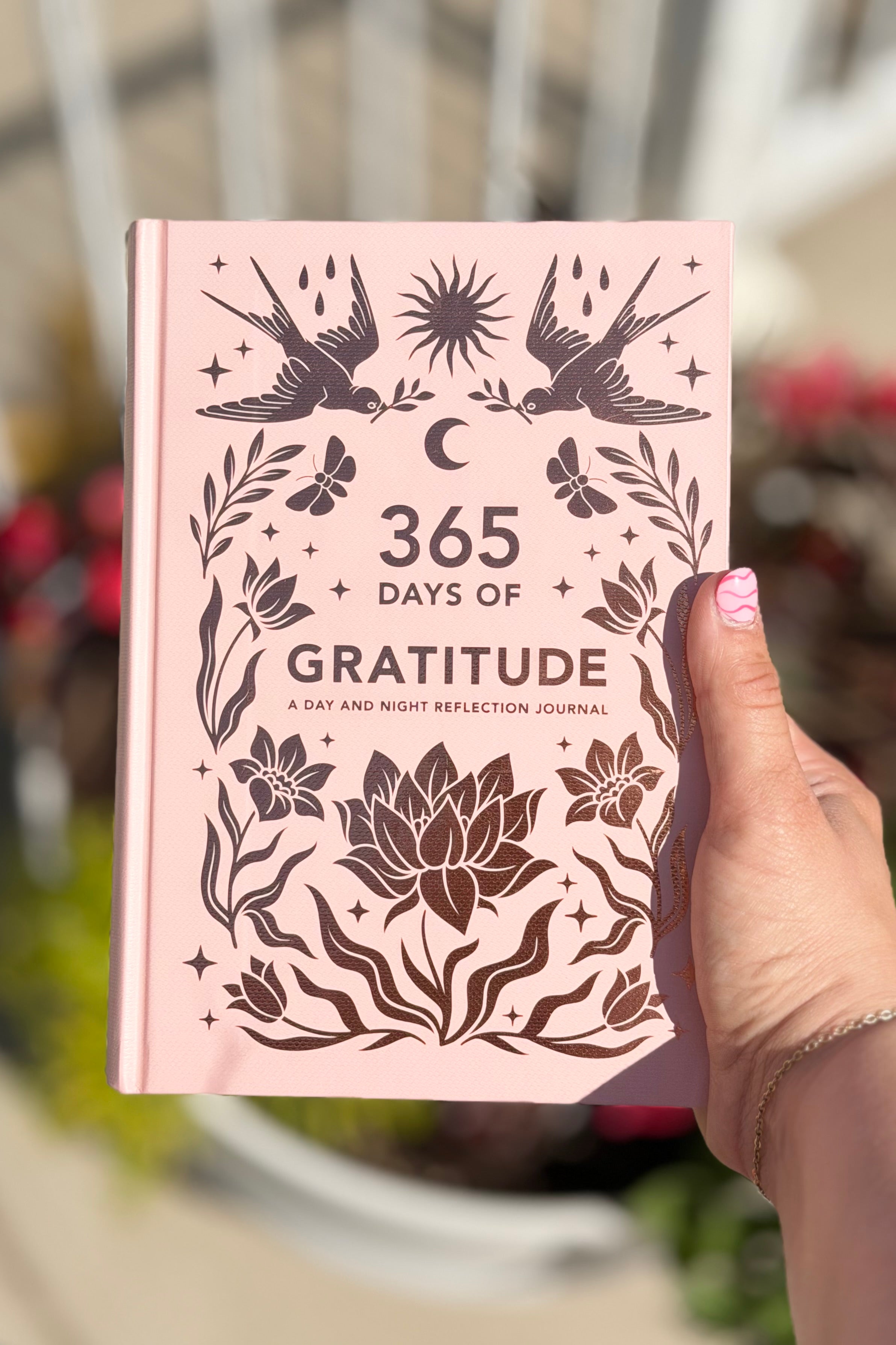 365 Days of Gratitude: A Day & Night Reflection Journal
