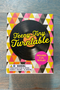 Teeny-Tiny Turntable: Includes 3 Mini-LPs To Play!