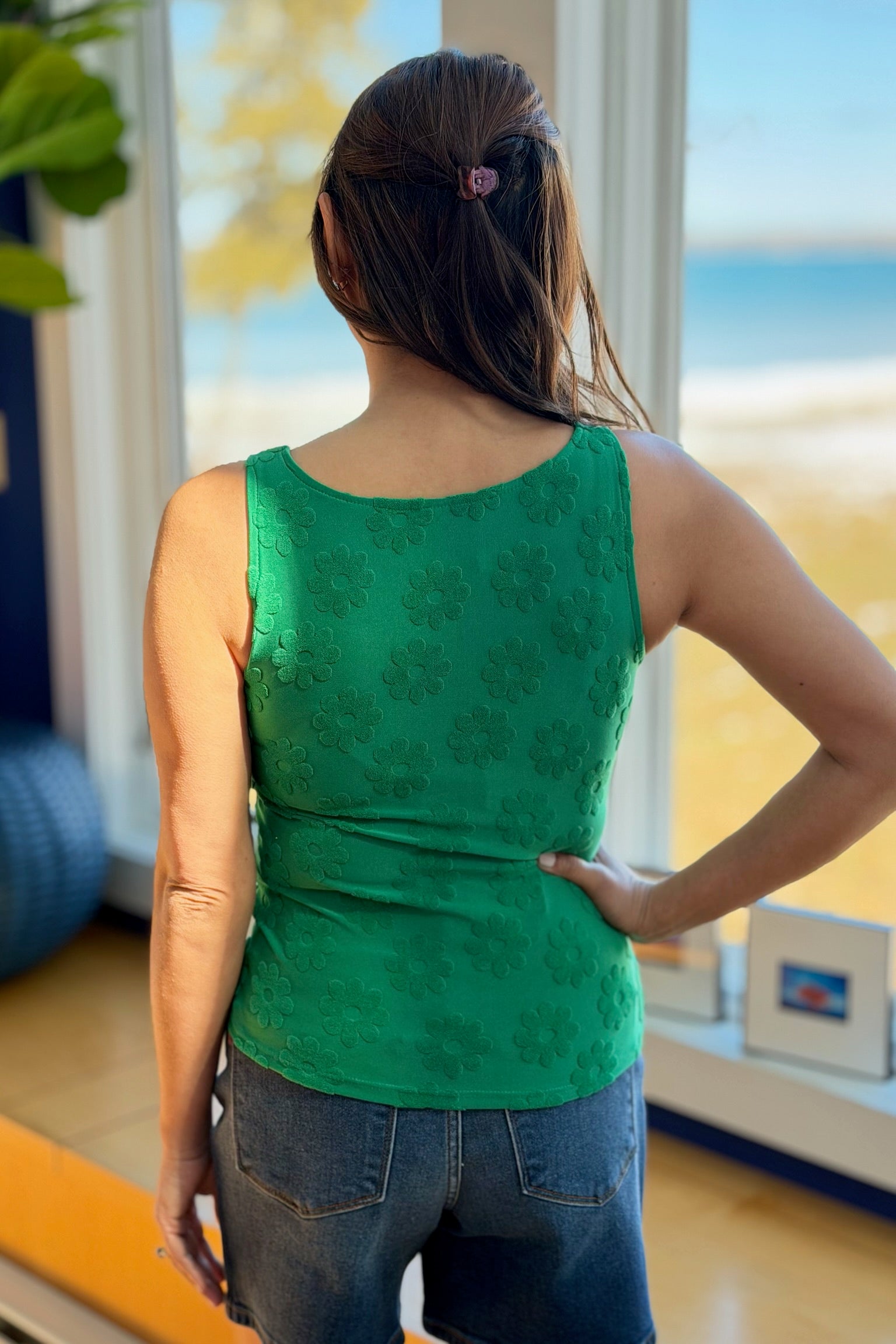 Daisy Textured Tank Top - Green
