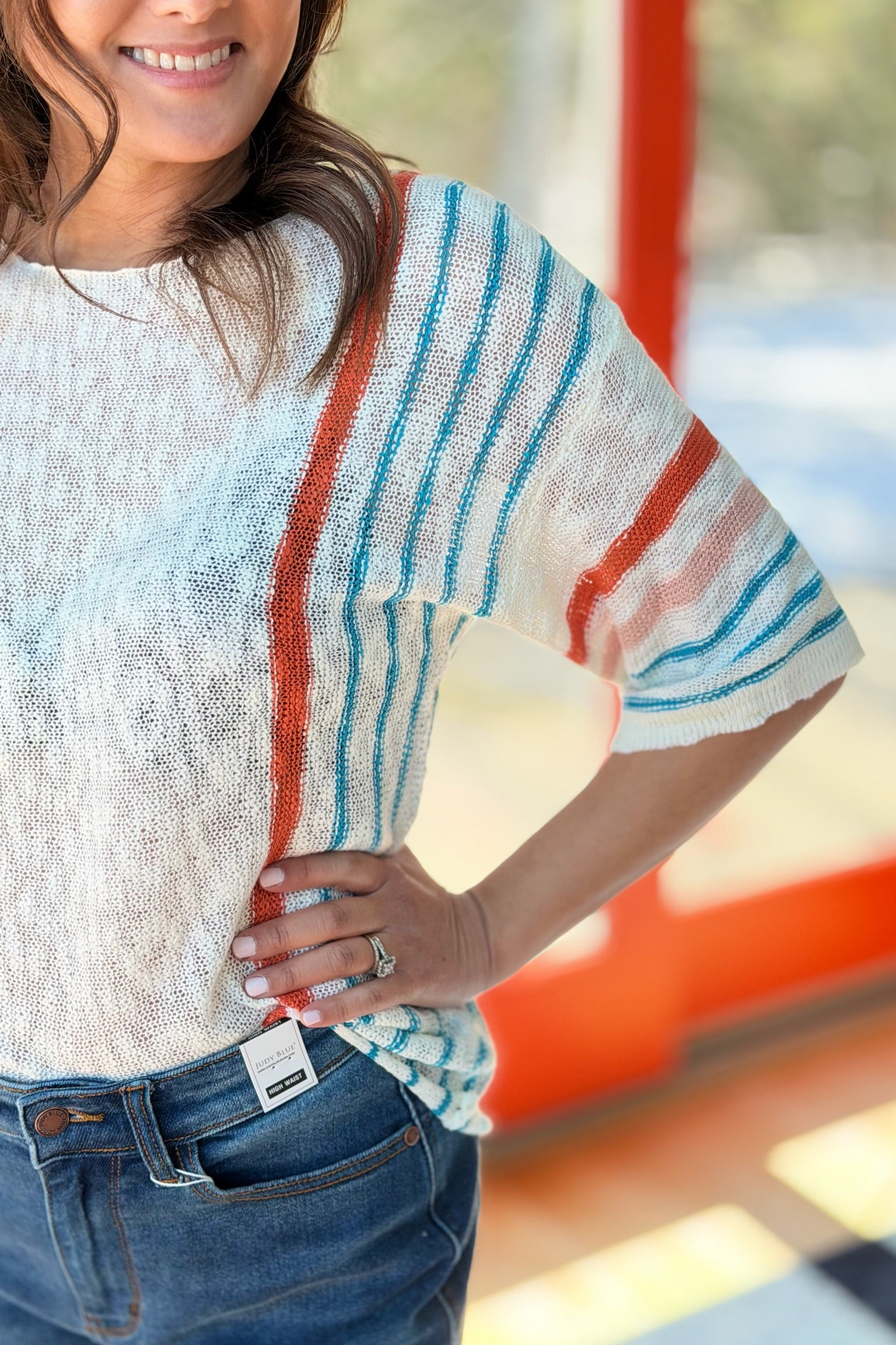 Color-Block Flared Sleeve Sweater - White