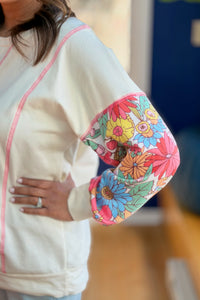 Floral Contrast Sleeve Pullover Top