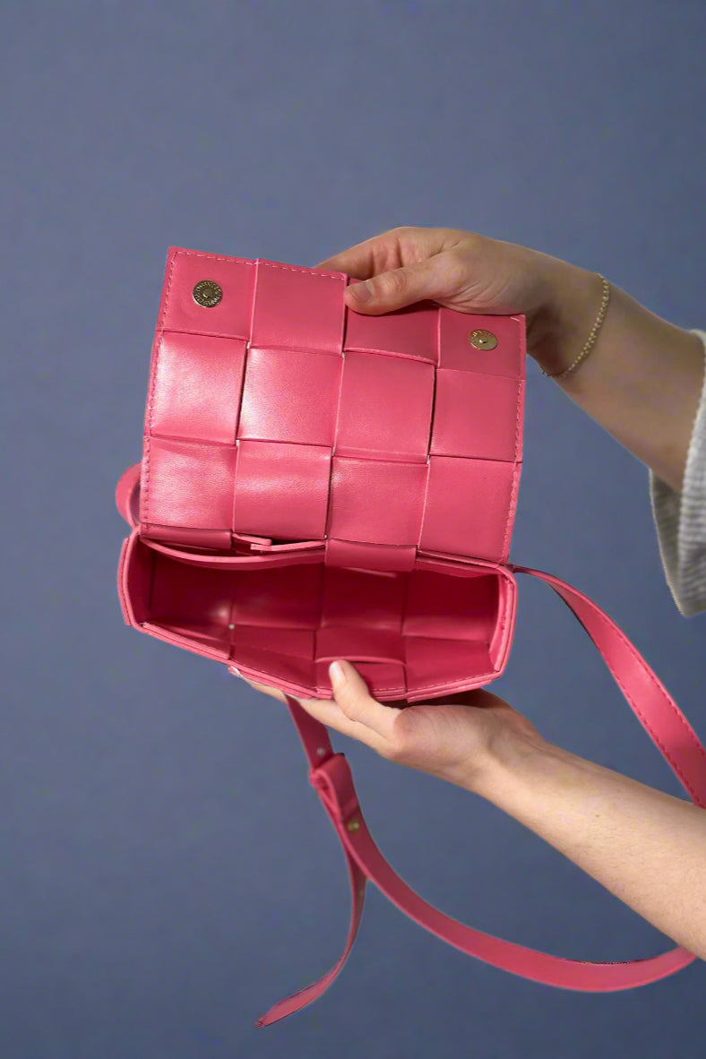Woven Crossbody Waist Bag - Pink