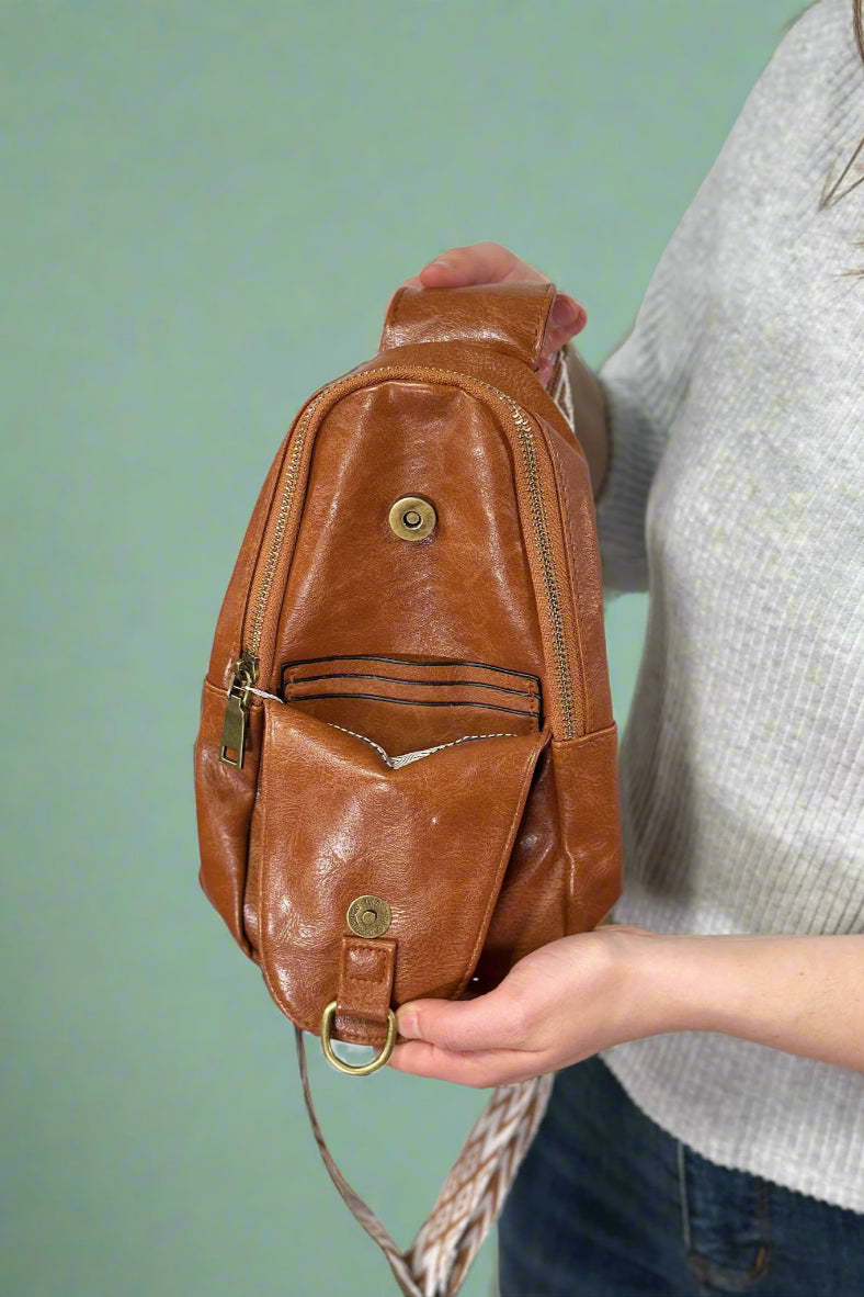 Crossbody Bag With Guitar Strap - Brown