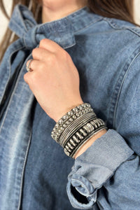 Western 4 Layered Bubble Stretch Bracelet