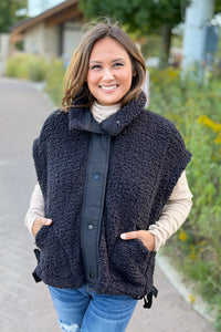 Oversized Faux Fur Coat - Black