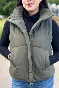 High Neck Puffer Vest - Olive