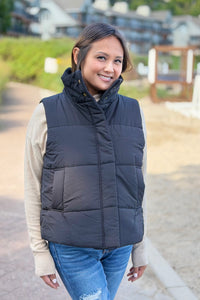 High Neck Puffer Vest - Black