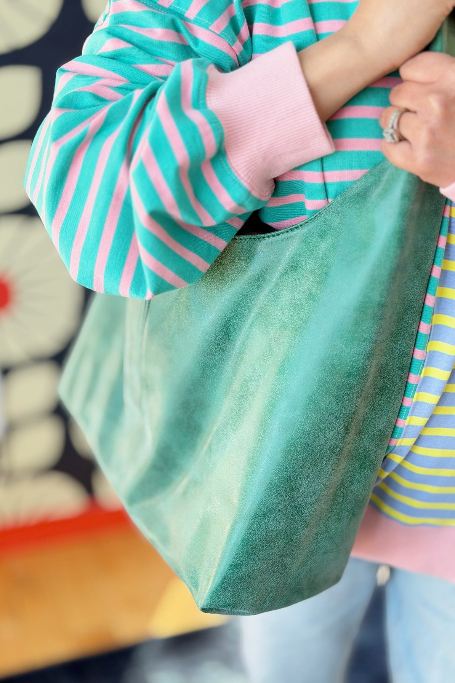 Cara Shoulder Tote - Kelly Green