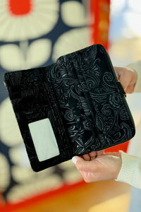 Eleanor Wallet - Black Paisley