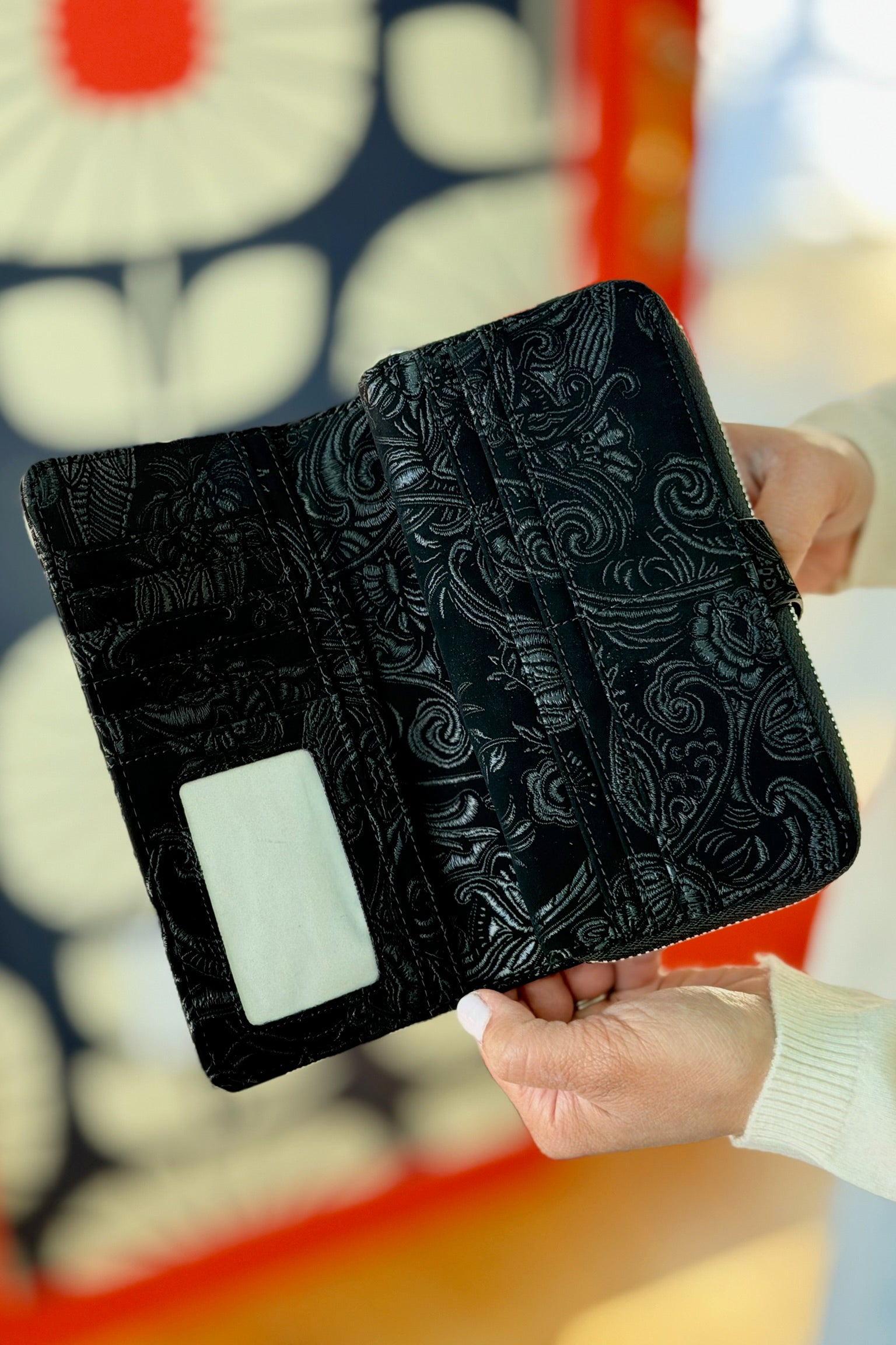 Eleanor Wallet - Black Paisley