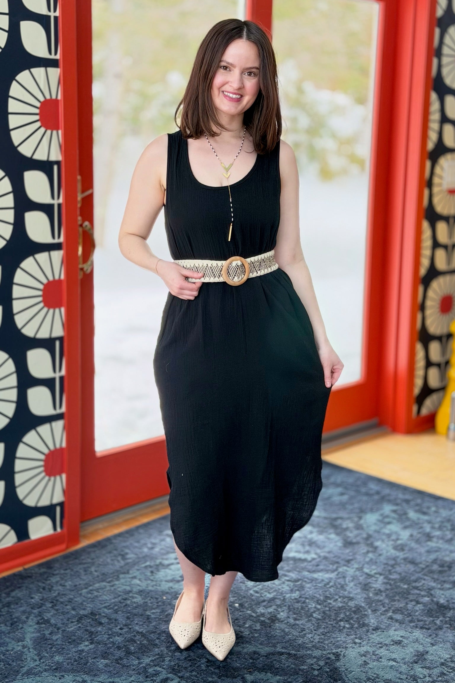 Round Hem Daisy Dress - Black