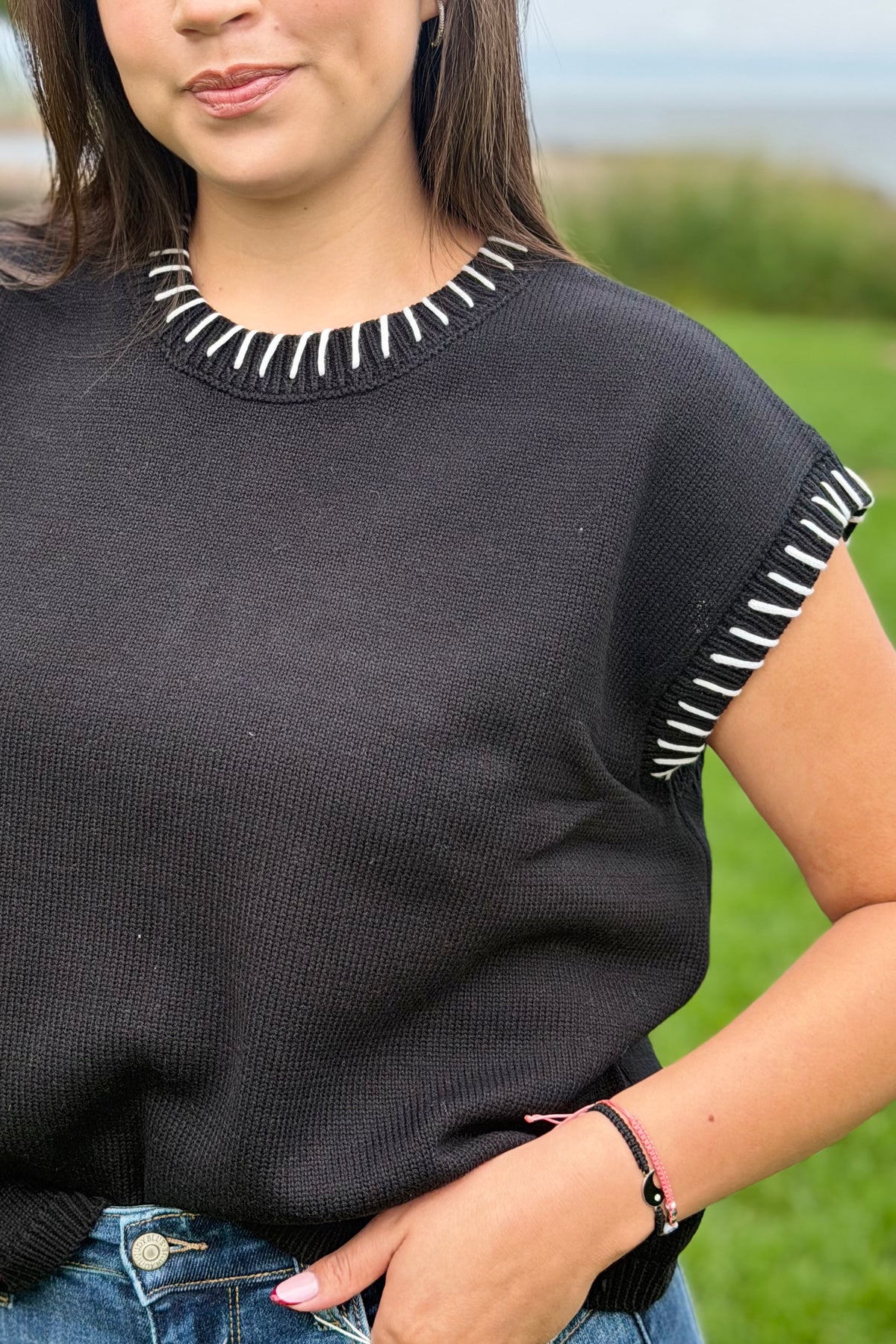 Stitch Detail Sweater Vest - Black