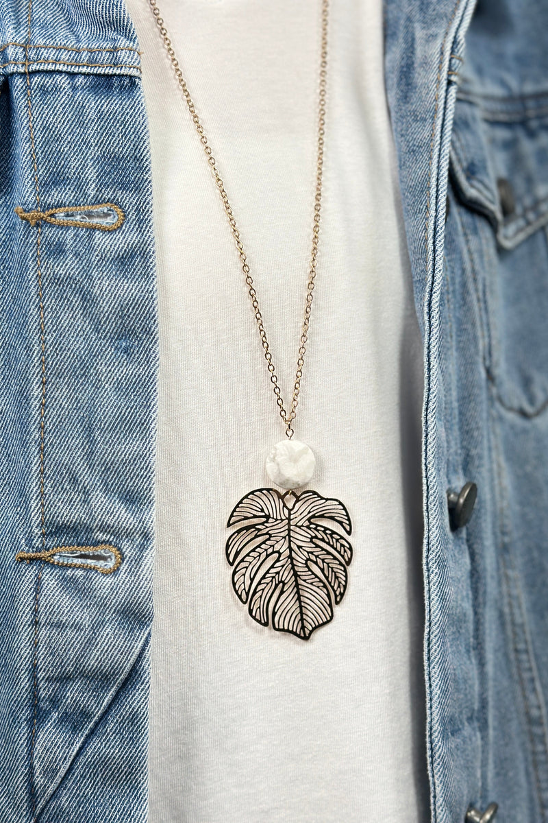 Monstera Pendant  Necklace Gold