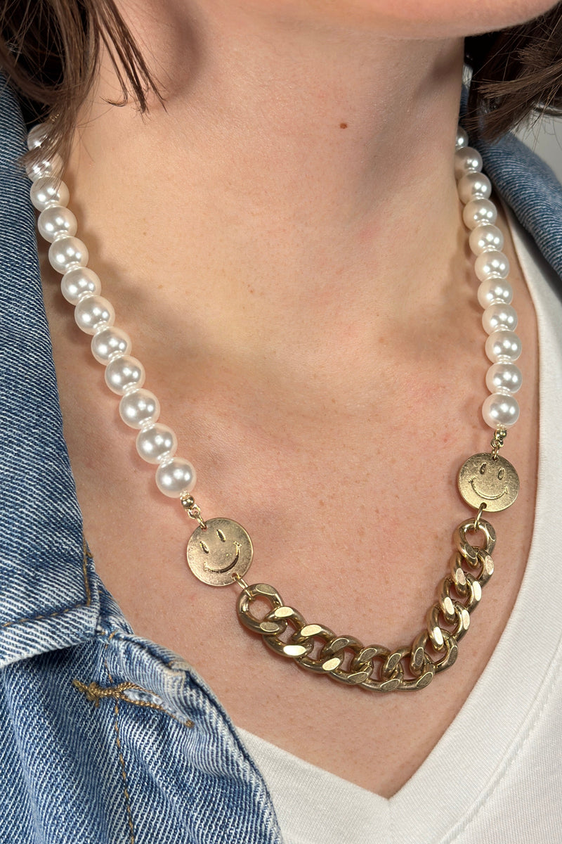 Pearls & Smiles Chain Necklace