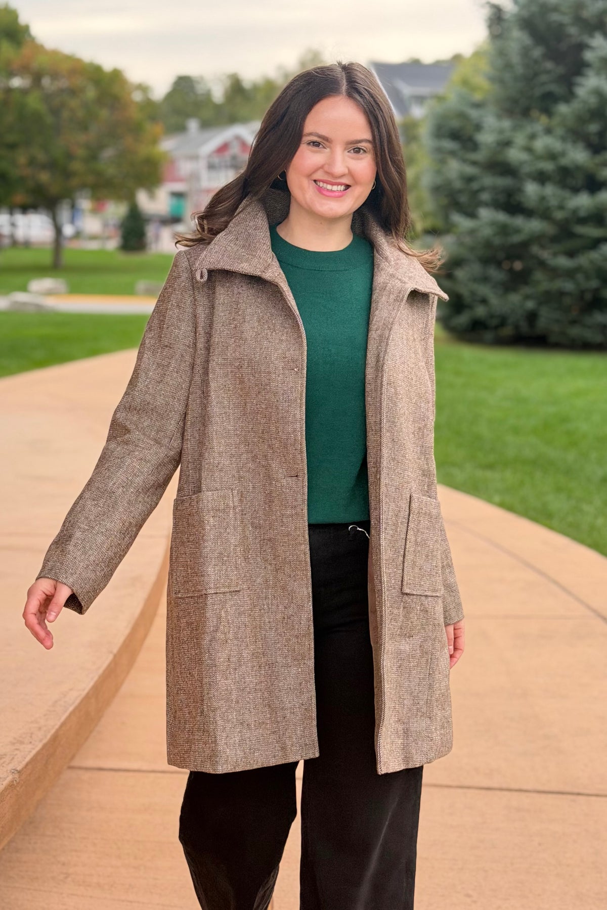 Asymmetric Closure Tailored Coat