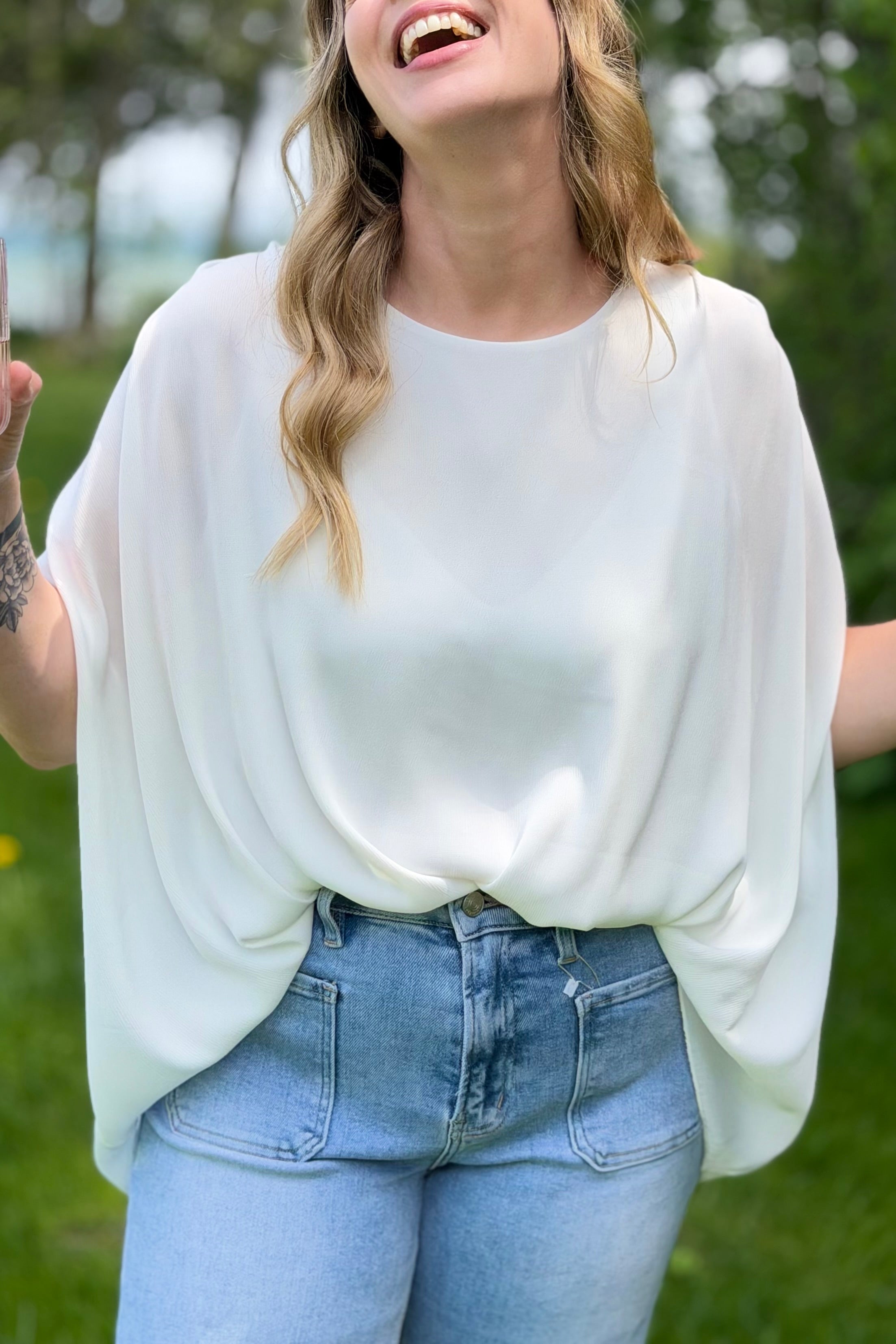 Knot Short Sleeve Round Neck Top - White