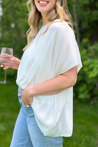 Knot Short Sleeve Round Neck Top - White