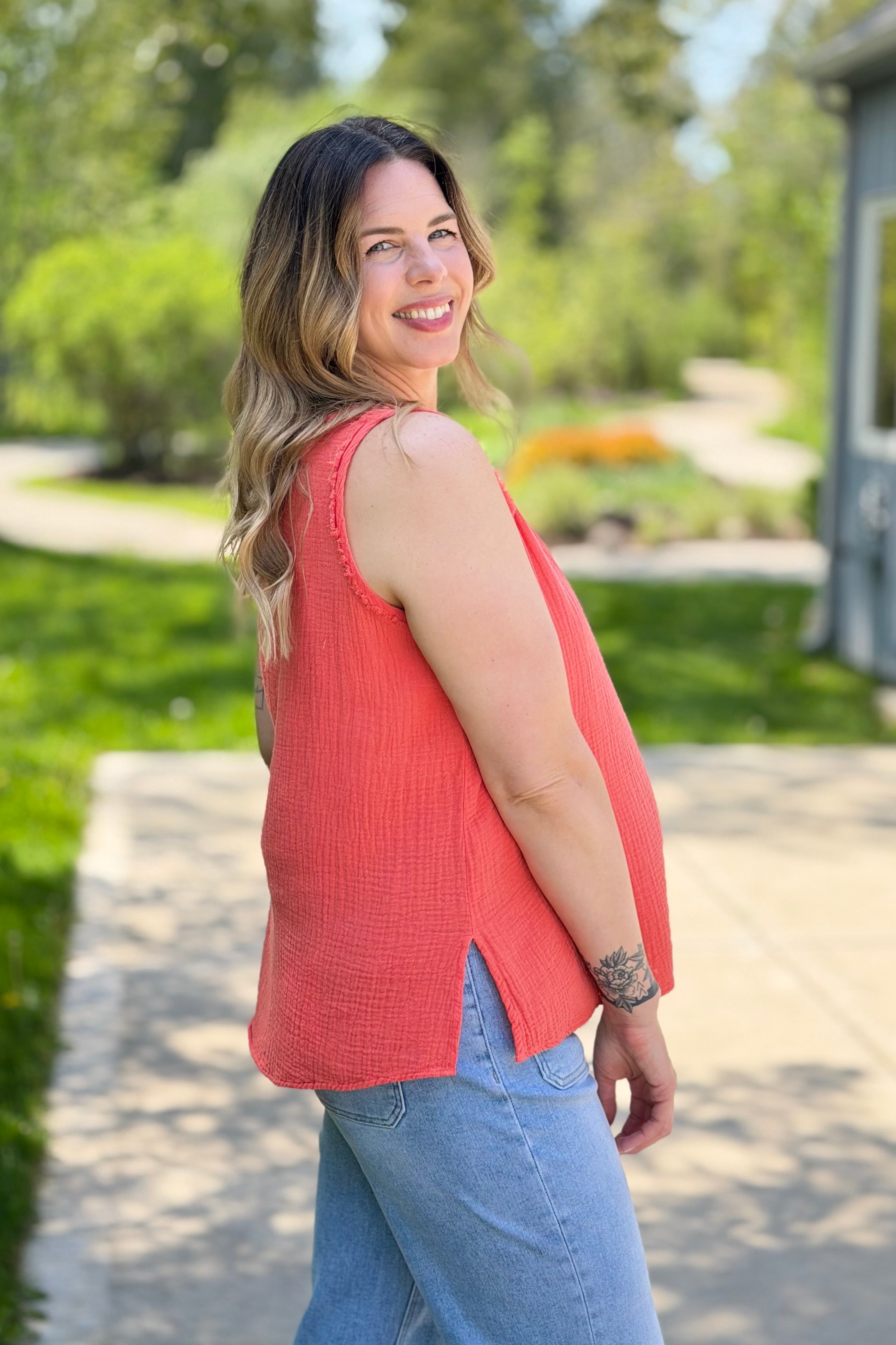 Nasia Gauze Tank - Coral