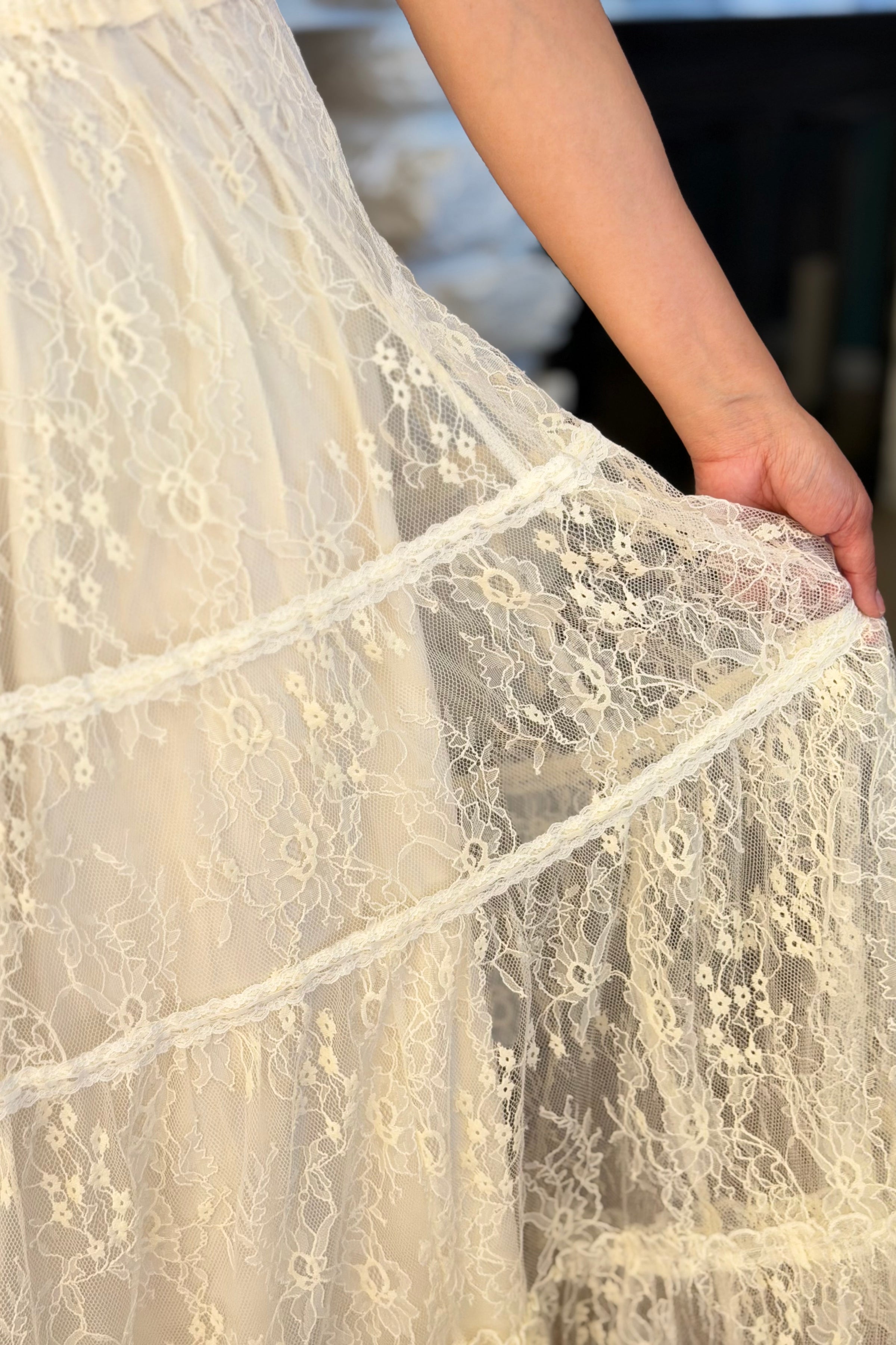 Tiered Lace Midi Skirt - Ecru