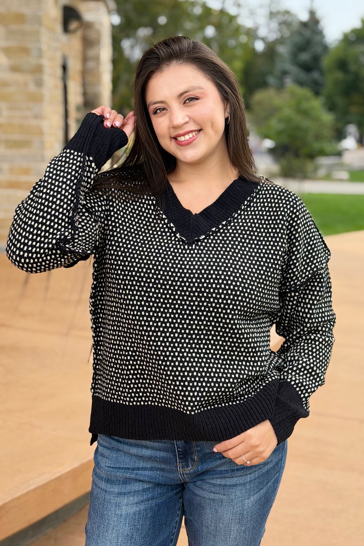 Contrast Stitch Reversible Sweater - Black