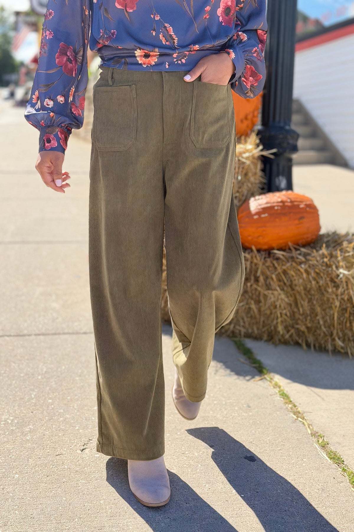 Corduroy Wide Leg Pants - Olive
