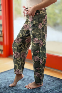 Printed Horseshoe Jeans Belt Detail - Camo