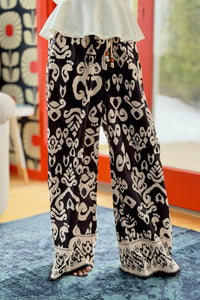 Elastic Waist Band Bottoms- Black