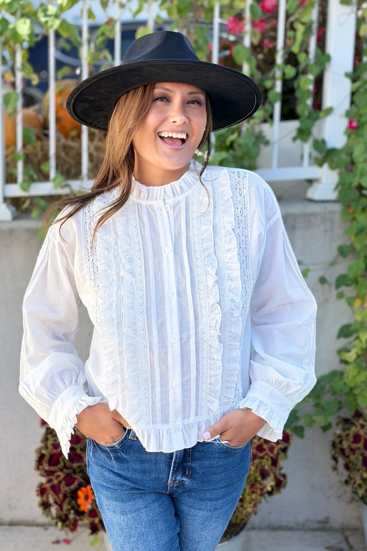 Ruffle Lace Button Top - White