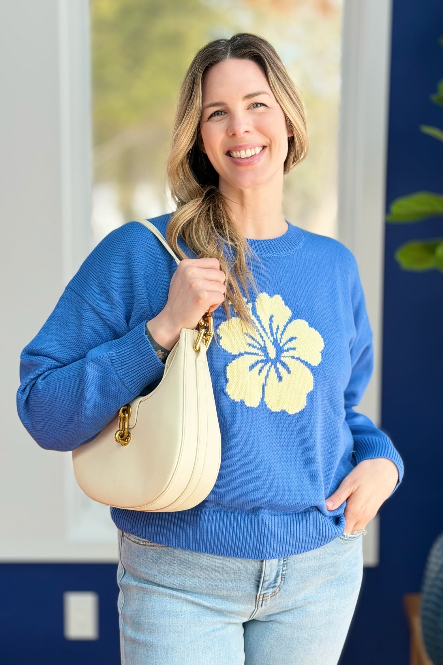 Dallas Twist-Lock Shoulder Bag - Ivory