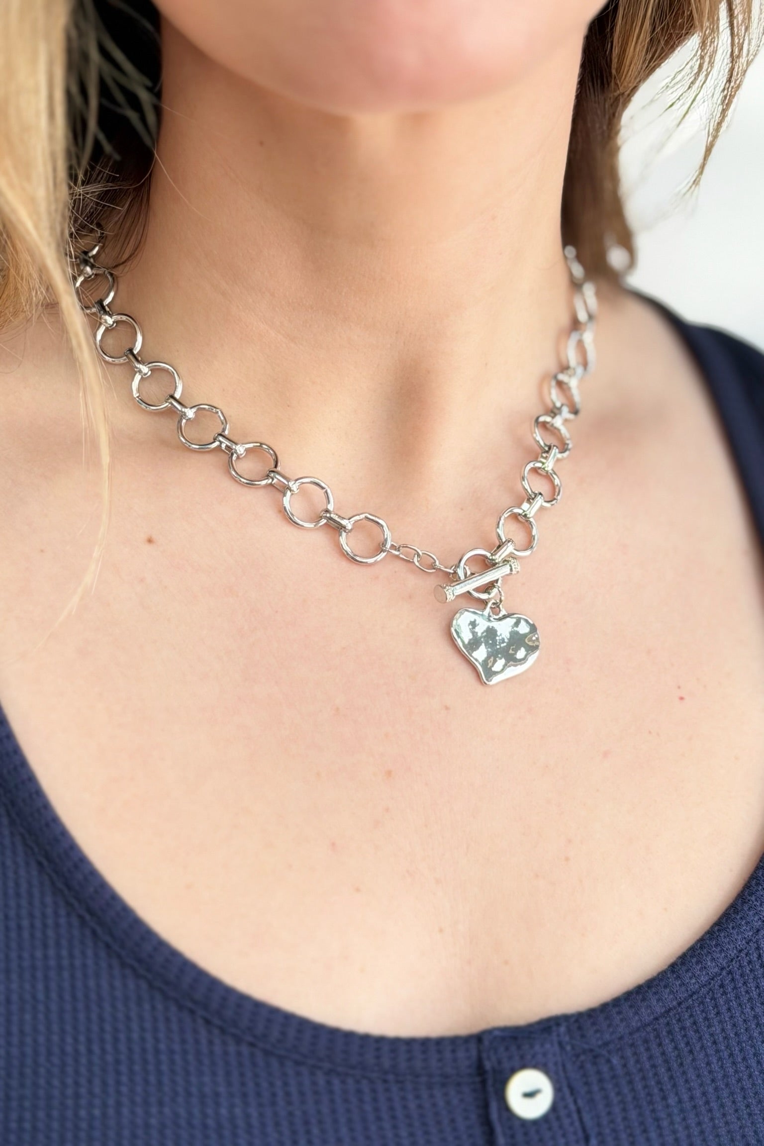 Hammered Heart Front Toggle Necklace - Silver