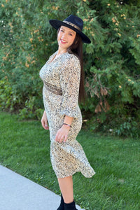 V-Neck 3/4 Sleeve Midi Dress - Brown
