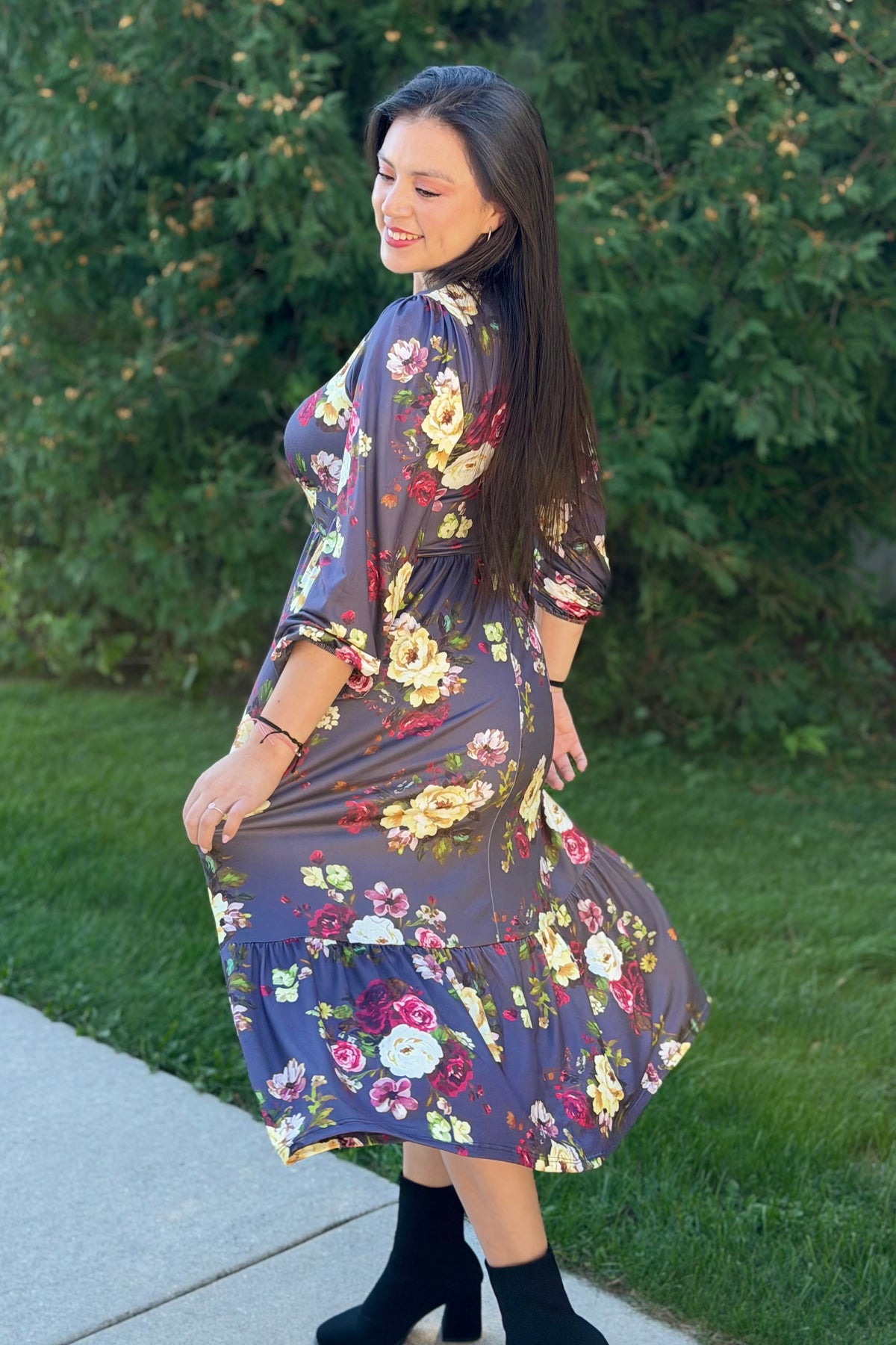 Vintage Floral Ruffle Midi Dress