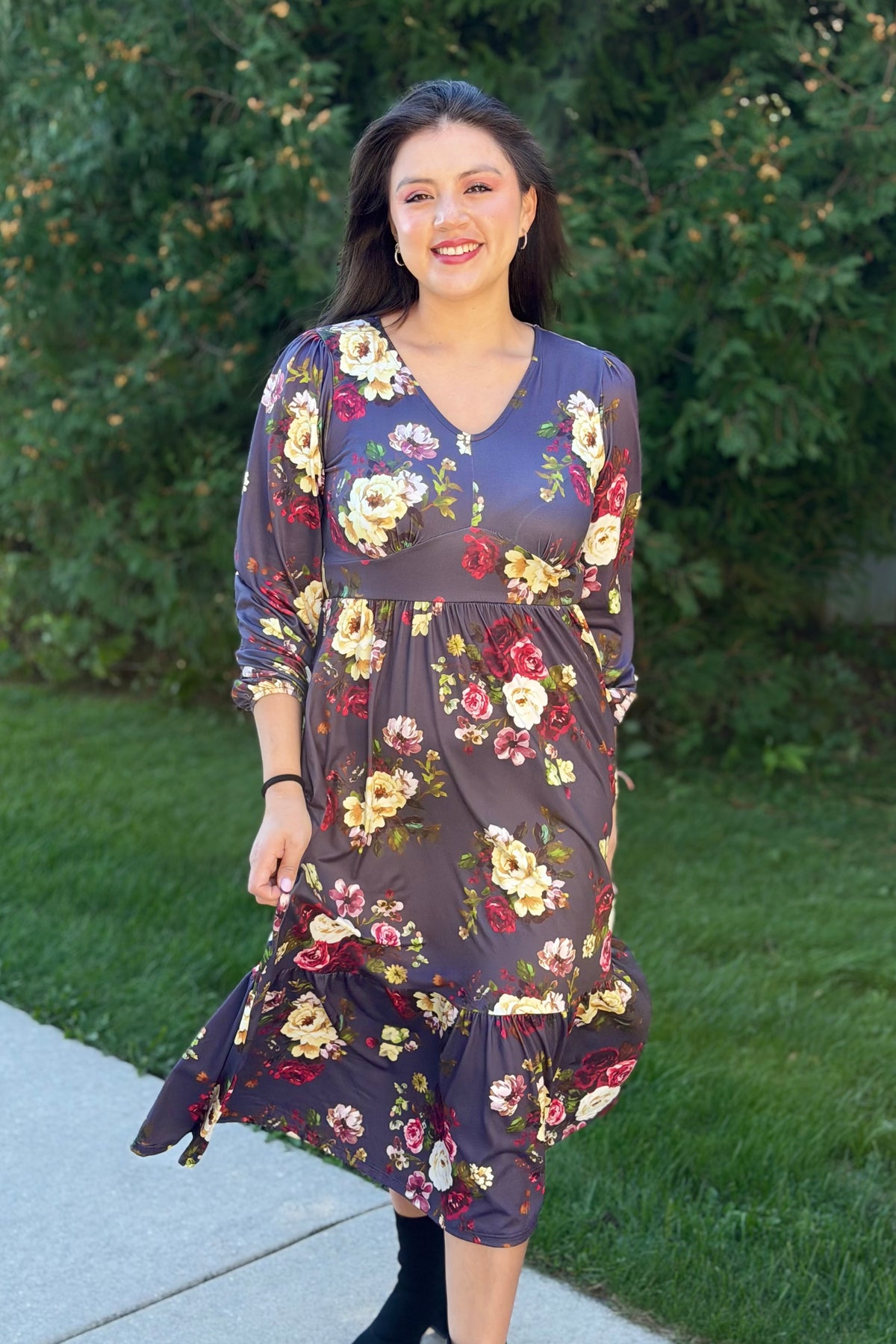 Vintage Floral Ruffle Midi Dress