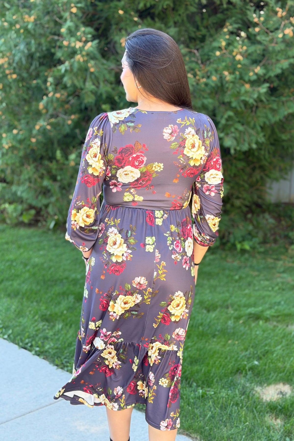 Vintage Floral Ruffle Midi Dress