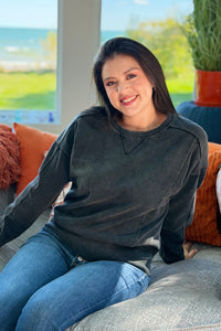 Golden Hour Vintage Sweatshirt - Olive